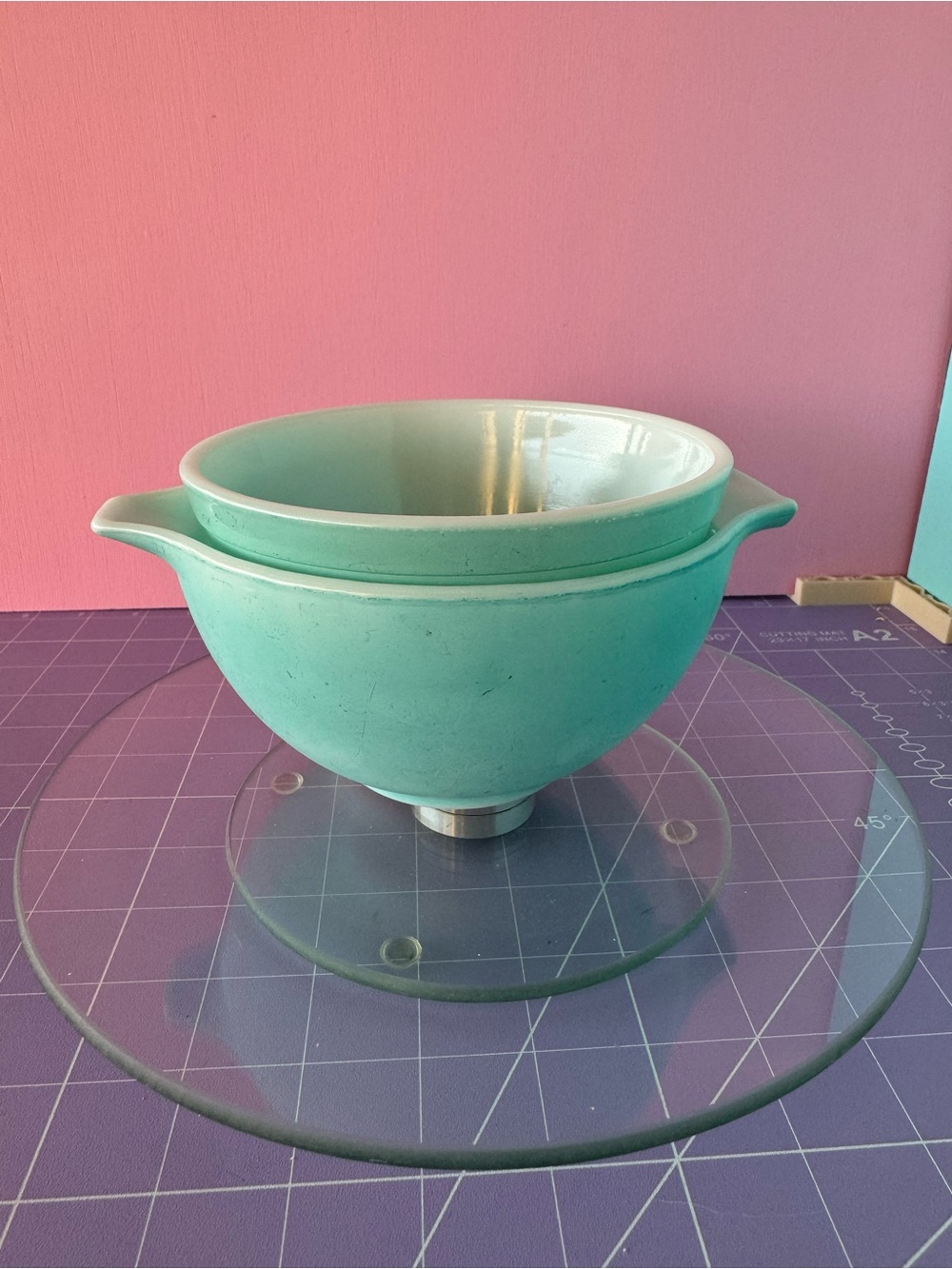 2 Pyrex Aqua-Turquoise Mixing Bowl, one with Pour Spouts